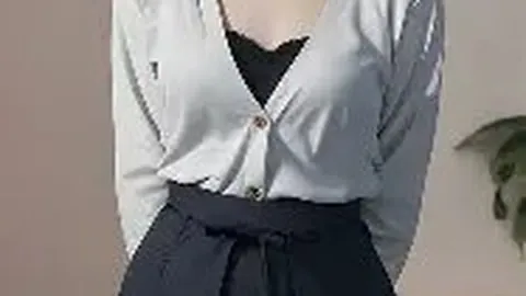 “陈青、宋仲基等越南明星校园照考试季引发热议”