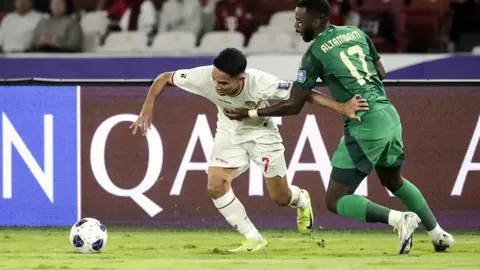 基恩怒批：马丁内利对布拉德利的举动令人震惊，呼吁深刻反思！